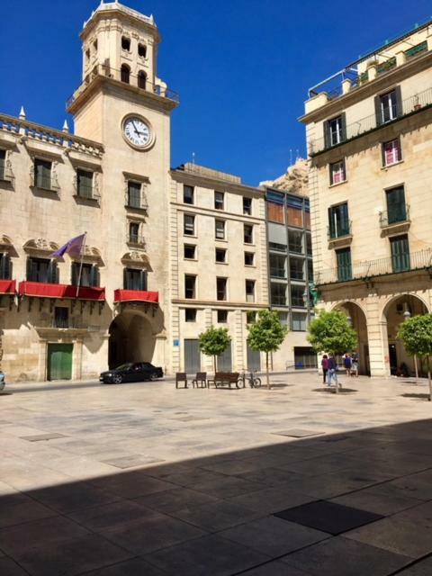 Cozy Apartment City Hall Alicante Eksteriør bilde
